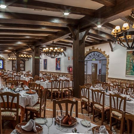Albenzaire Hotel Asador Fuensanta  Exterior photo