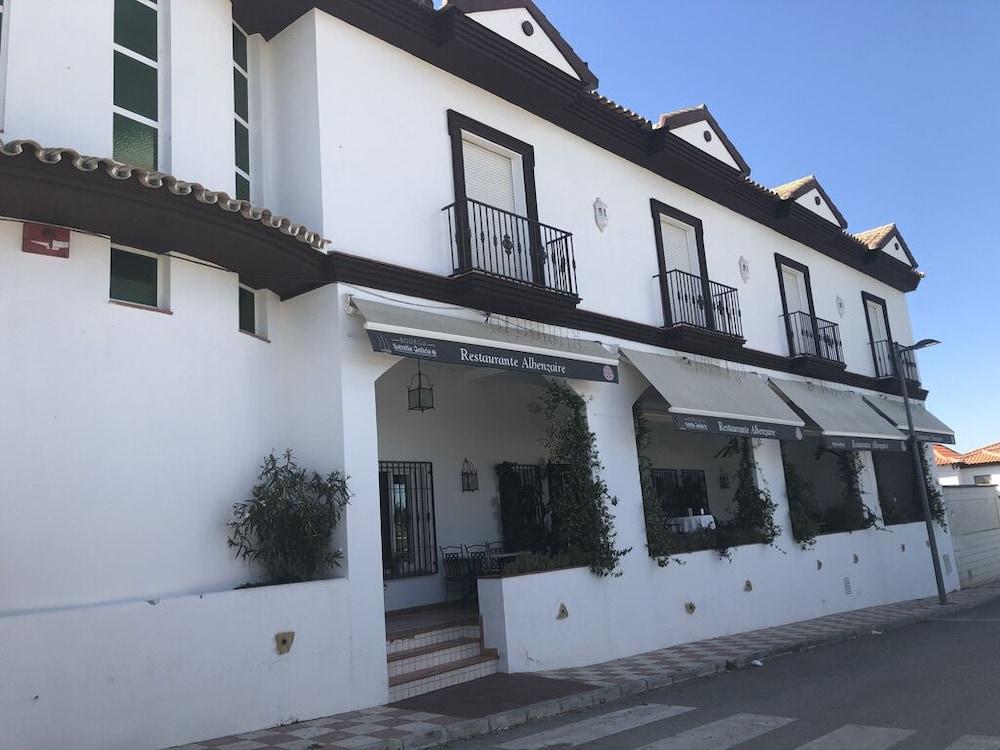 Albenzaire Hotel Asador Fuensanta  Exterior photo